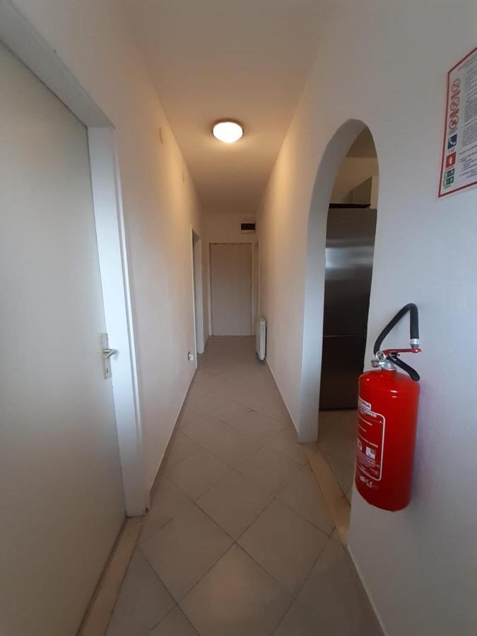 דירות לוסיה Apartma Mari מראה חיצוני תמונה