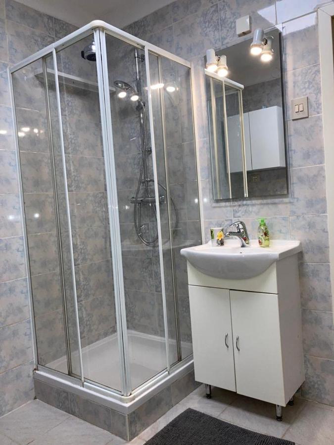 דירות לוסיה Apartma Mari מראה חיצוני תמונה